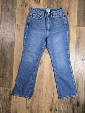 BDG High-Rise Wide Hip Straight Leg Jeans - Blue